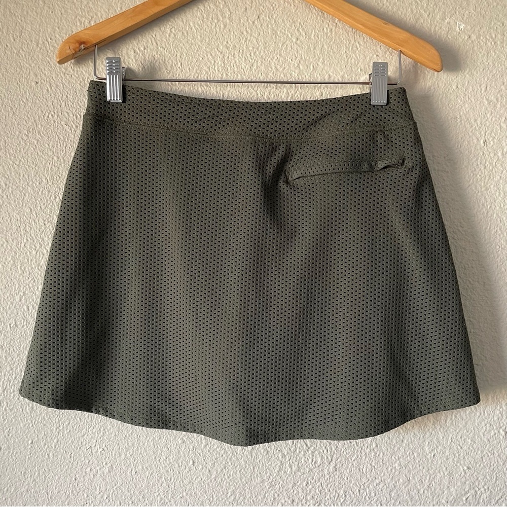Slazenger Golf Skort Womens S Green Perforated Active Outdoor Pull on EUC - Picture 6 of 12